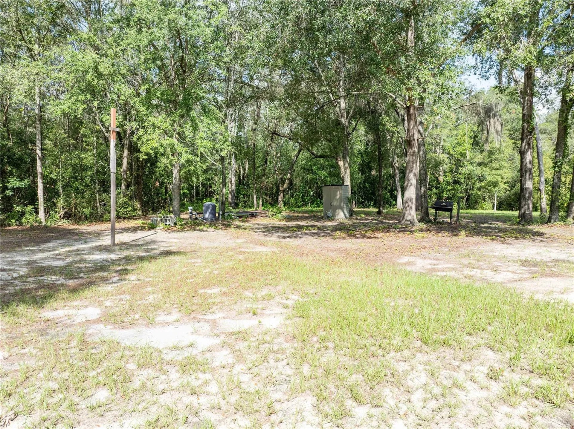 9889 NW 9th Court Branford FL 32008