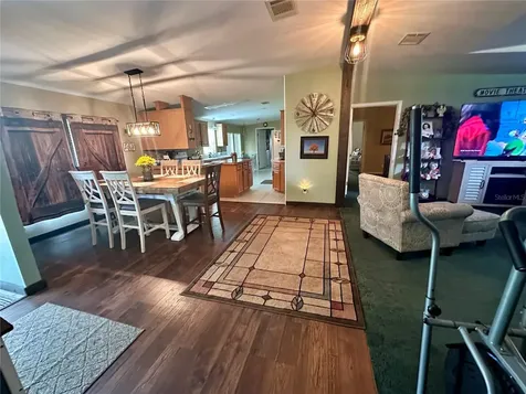 9889 NW 9th Court Branford FL 32008