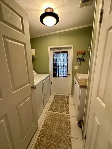 9889 NW 9th Court Branford FL 32008
