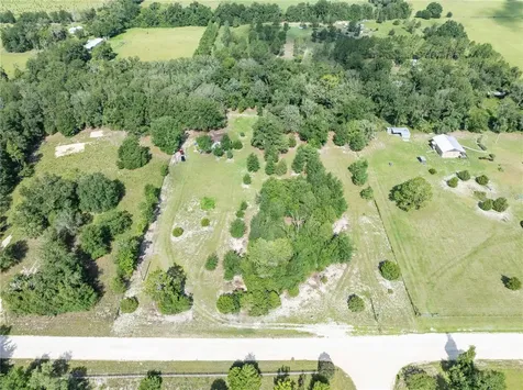 9889 NW 9th Court Branford FL 32008