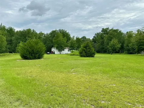 9889 NW 9th Court Branford FL 32008