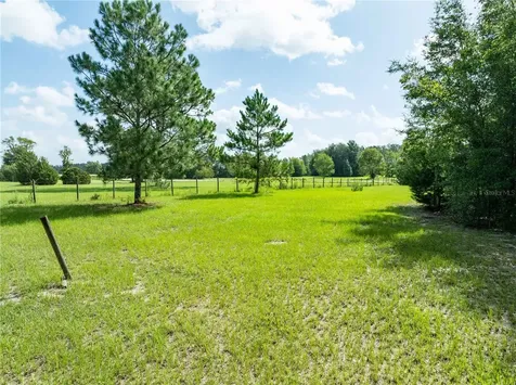 9889 NW 9th Court Branford FL 32008