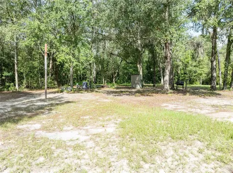9889 NW 9th Court Branford FL 32008