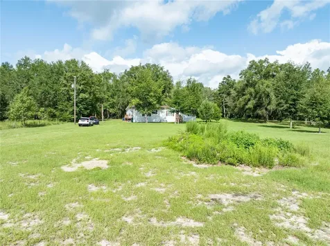 9889 NW 9th Court Branford FL 32008