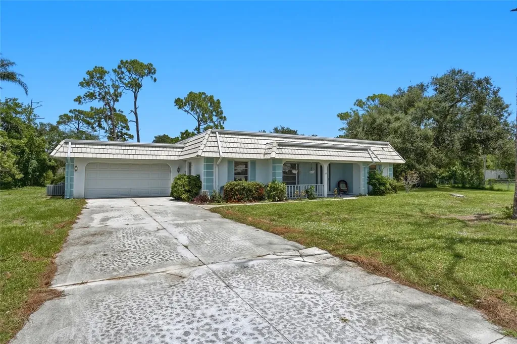 427 Rubens Drive Nokomis FL 34275