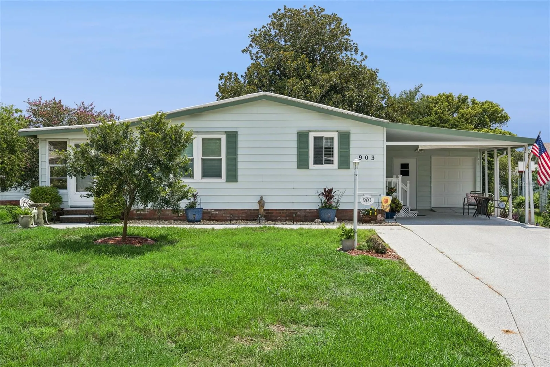 903 Oleander Street Lady Lake FL 32159