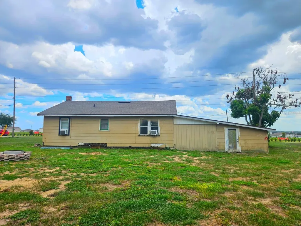 507 Florida Avenue Dundee FL 33838