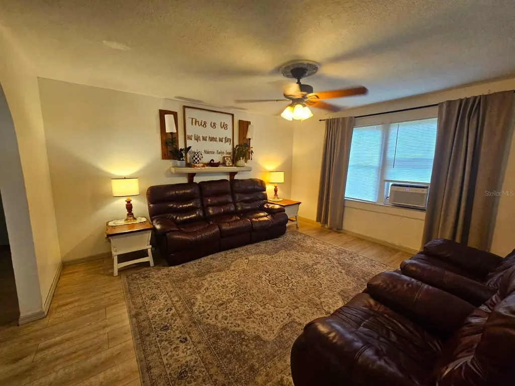 507 Florida Avenue Dundee FL 33838