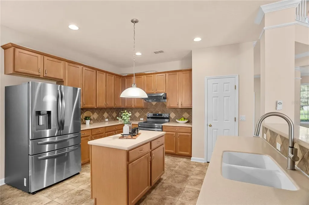 14421 Paradise Tree Drive Orlando FL 32828
