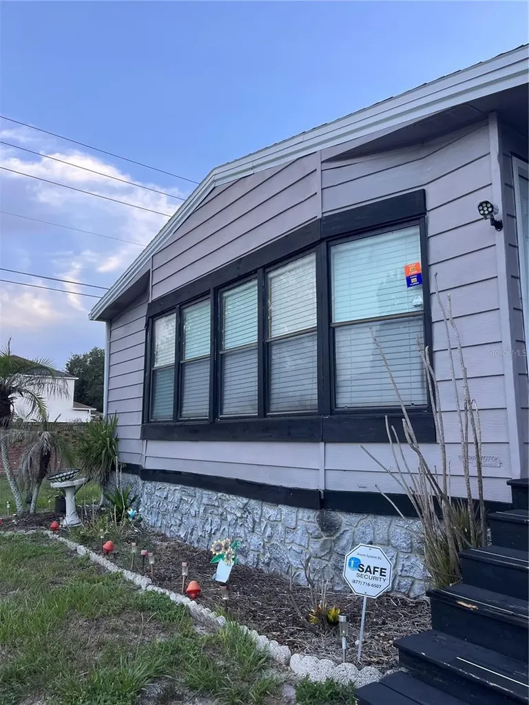1504 Hawaiian Palm Lane Apopka FL 32712