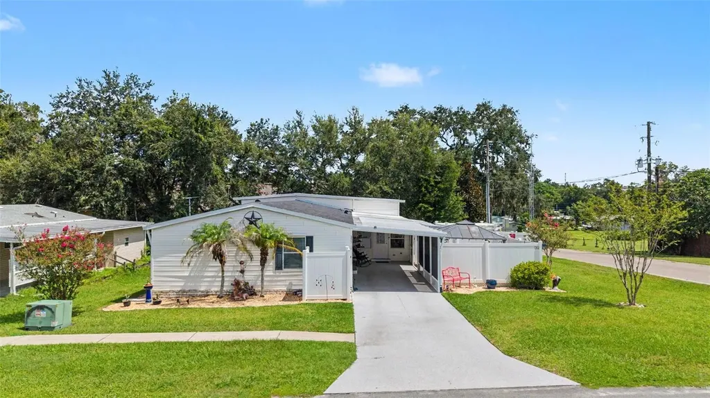 37719 Newal Avenue Zephyrhills FL 33542