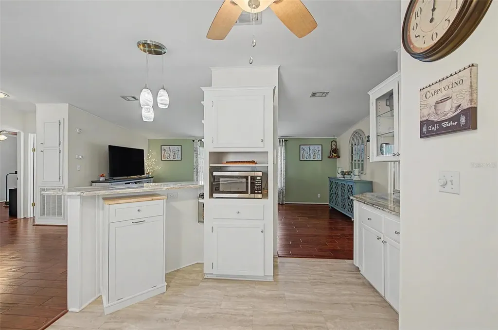37719 Newal Avenue Zephyrhills FL 33542