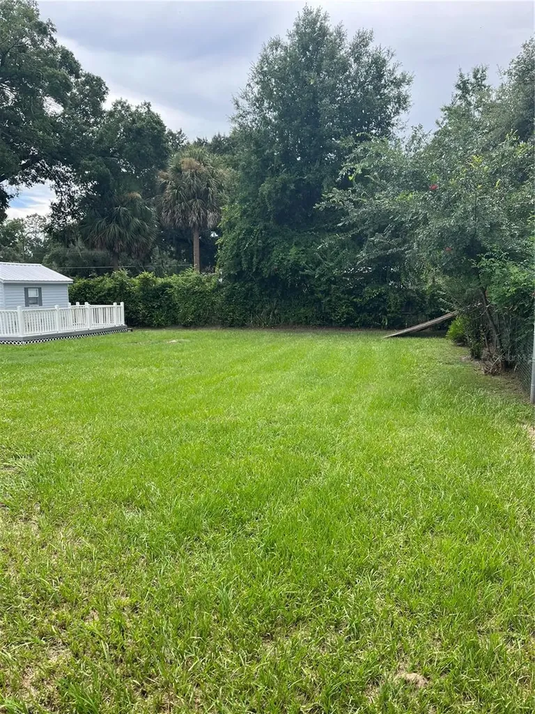 2392 SE 175th Terrace Road Silver Springs FL 34488