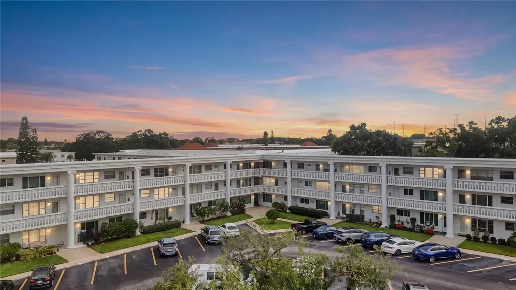 2454 Australia Way E Clearwater FL 33763