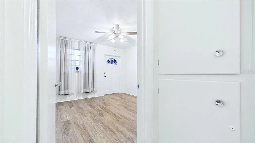 2454 Australia Way E Clearwater FL 33763