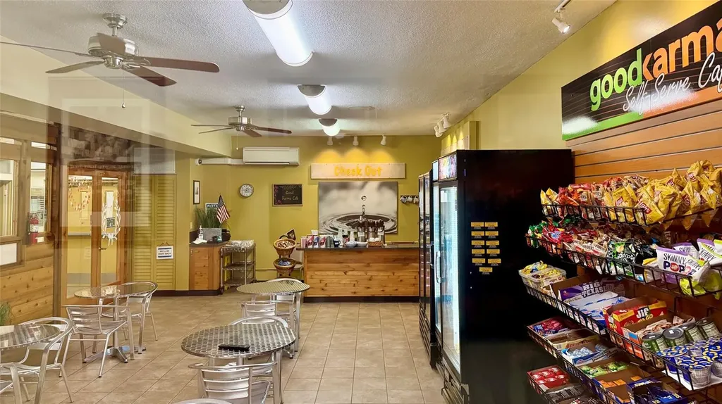 2454 Australia Way E Clearwater FL 33763