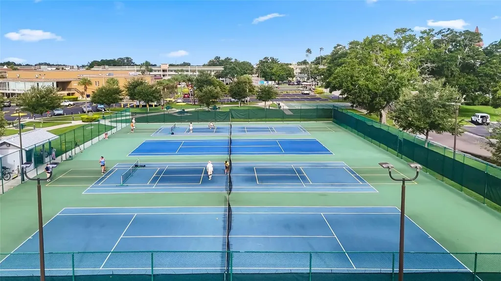 2454 Australia Way E Clearwater FL 33763