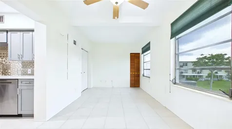 2454 Australia Way E Clearwater FL 33763