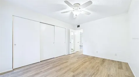 2454 Australia Way E Clearwater FL 33763