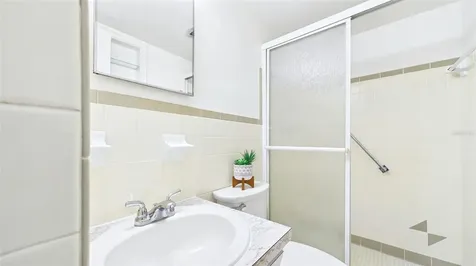2454 Australia Way E Clearwater FL 33763