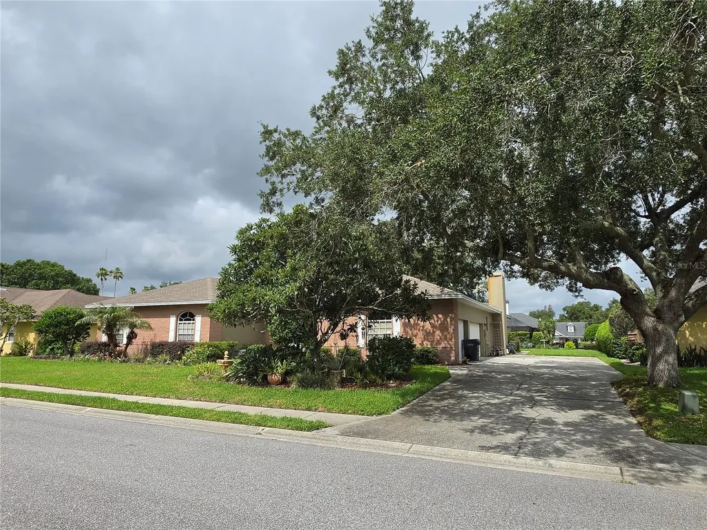 6523 Crews Lake Hills Loop E Lakeland FL 33813
