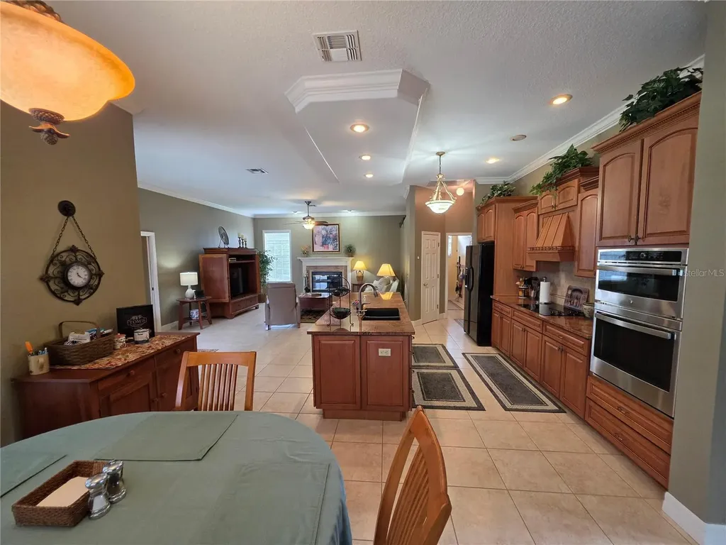 6523 Crews Lake Hills Loop E Lakeland FL 33813