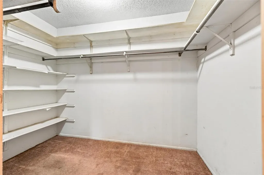 240 Sherwood Drive Bradenton FL 34210