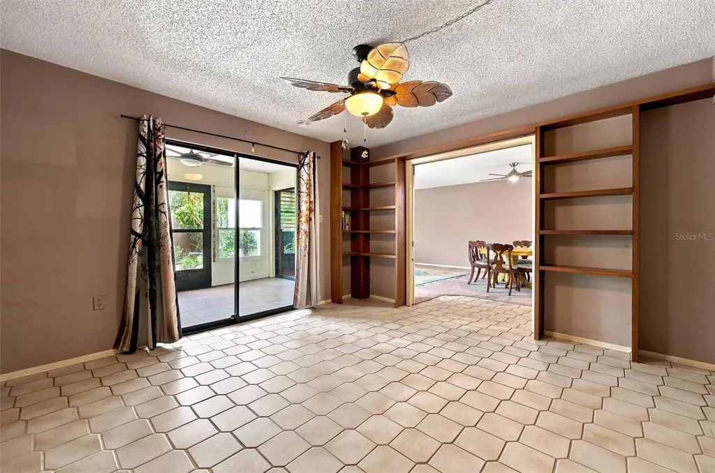 240 Sherwood Drive Bradenton FL 34210