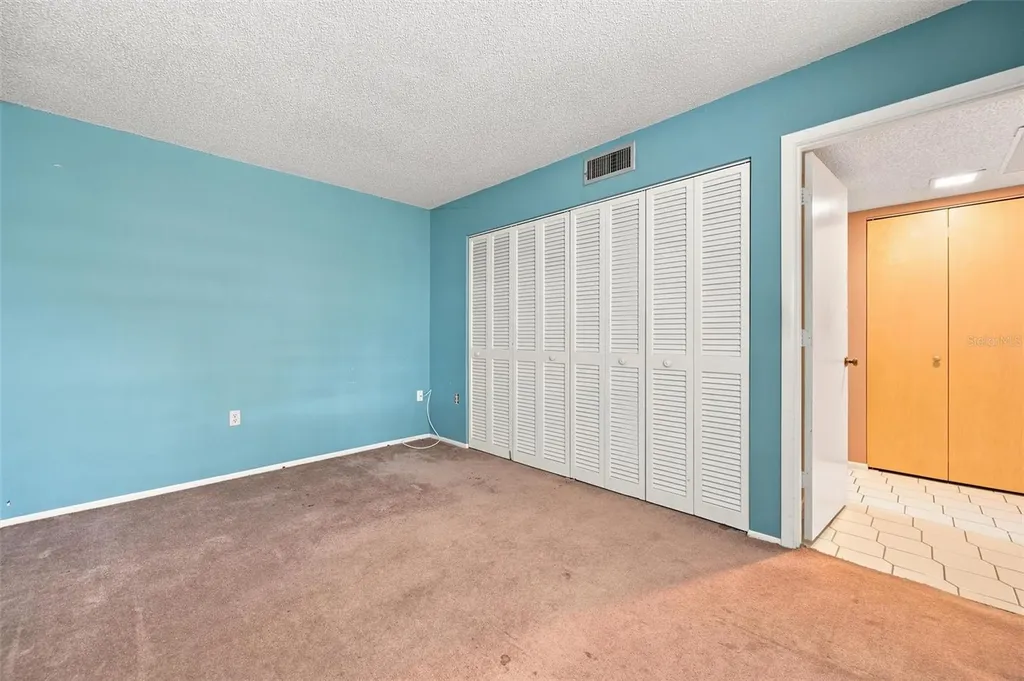 240 Sherwood Drive Bradenton FL 34210