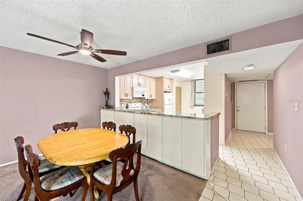 240 Sherwood Drive Bradenton FL 34210