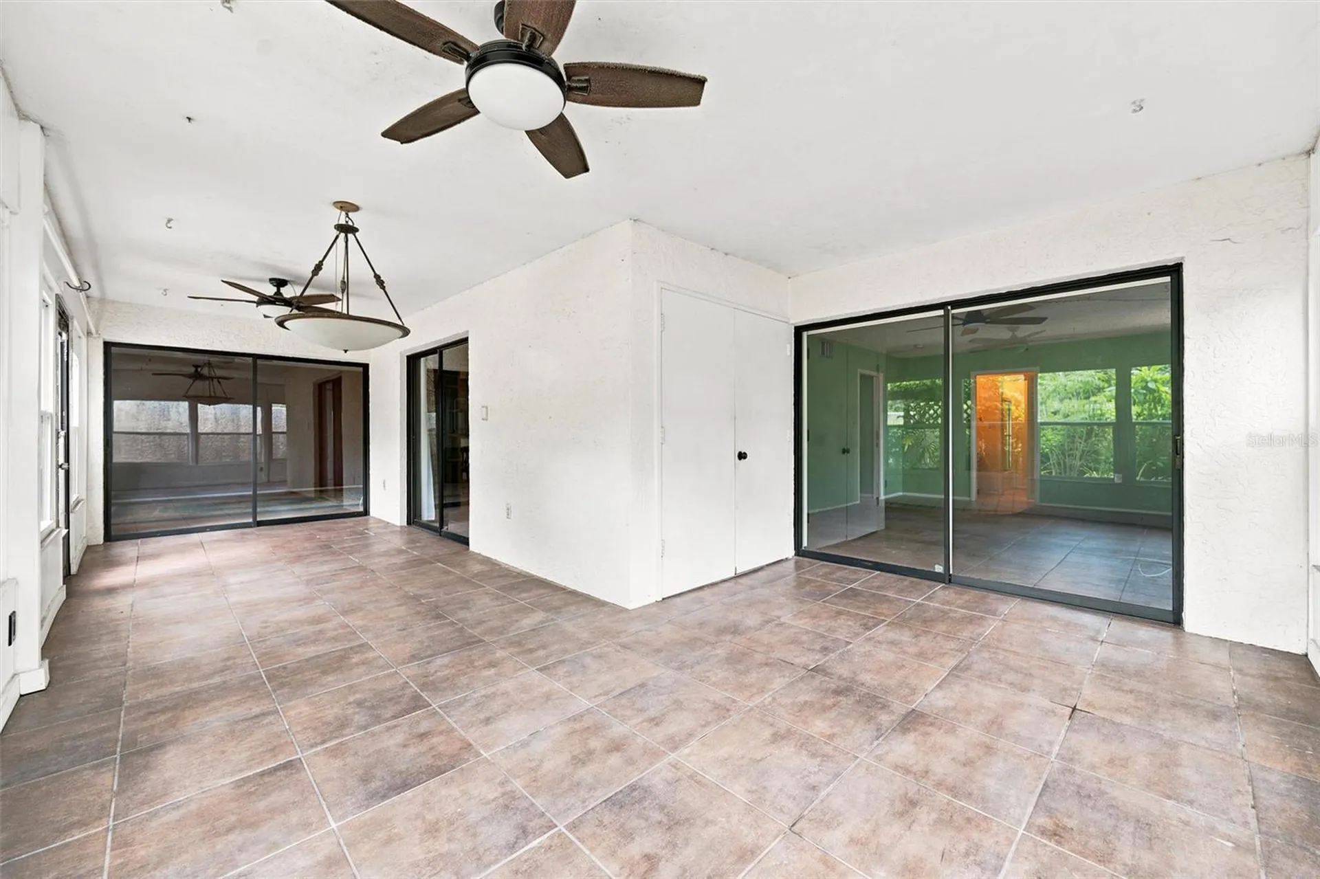 240 Sherwood Drive Bradenton FL 34210