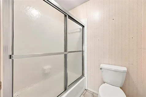 240 Sherwood Drive Bradenton FL 34210