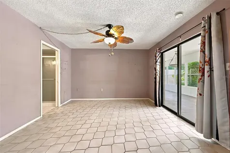 240 Sherwood Drive Bradenton FL 34210
