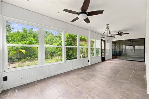 240 Sherwood Drive Bradenton FL 34210