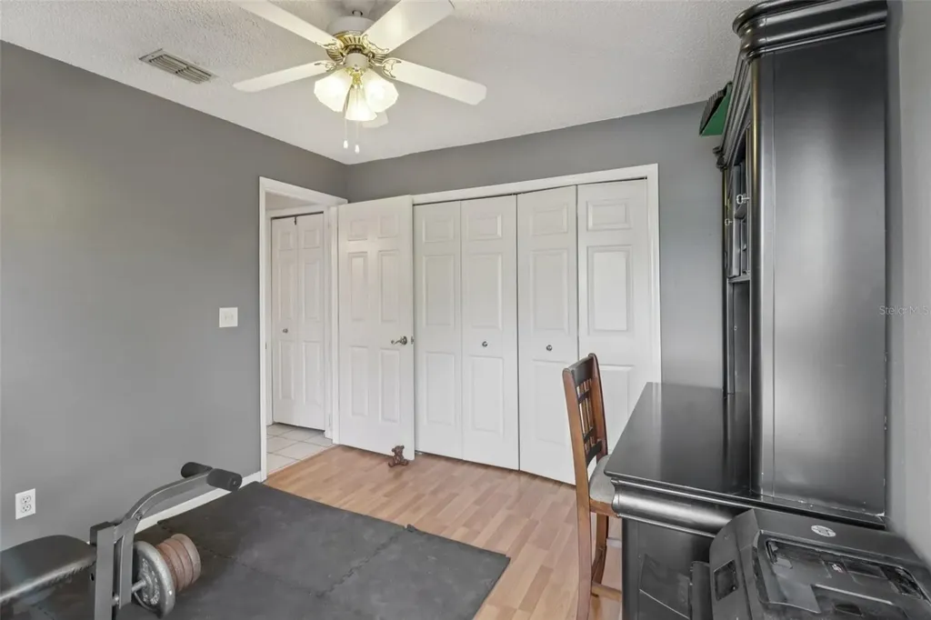 1977 S Old Mill Drive Deltona FL 32725
