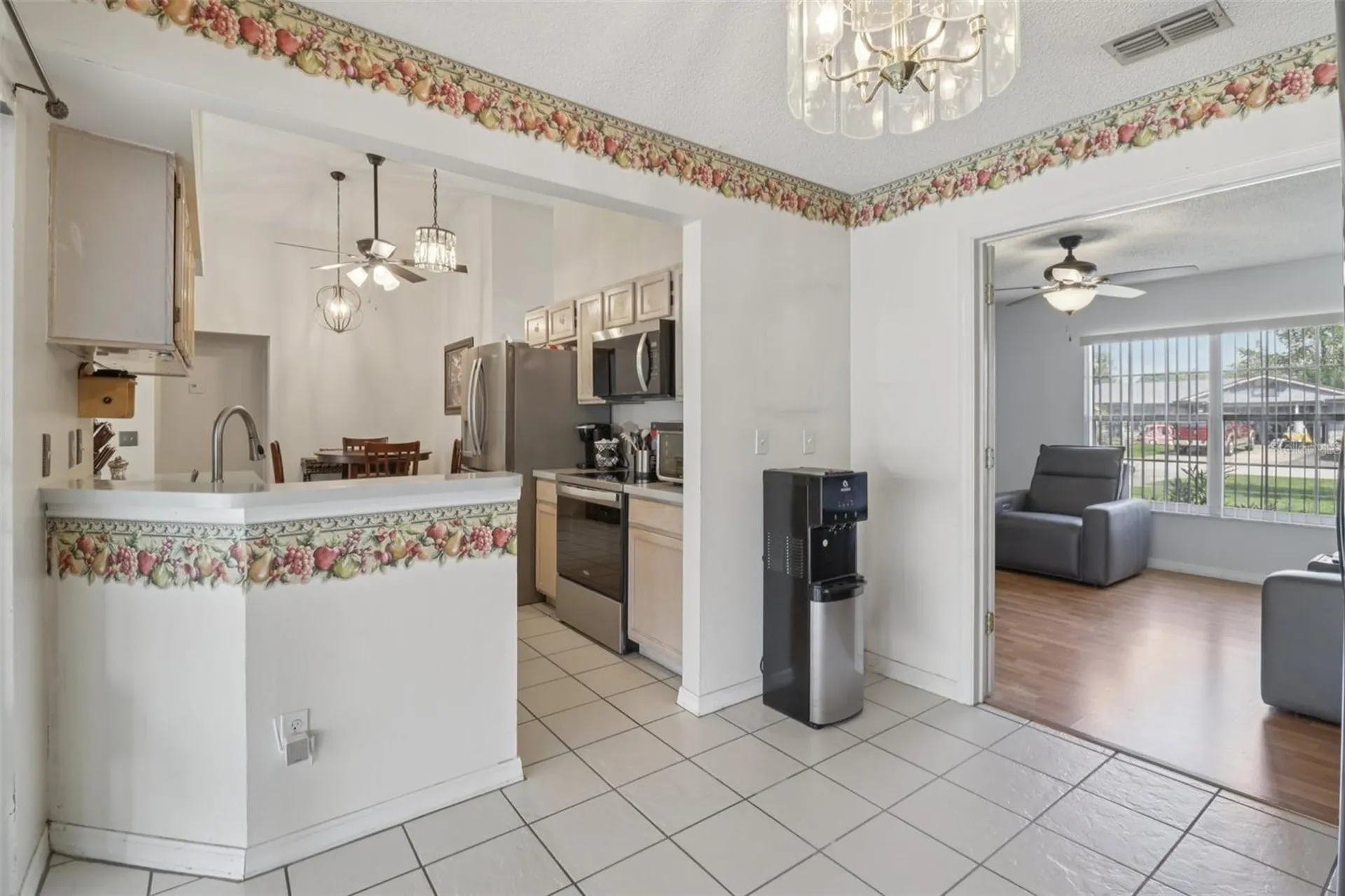 1977 S Old Mill Drive Deltona FL 32725
