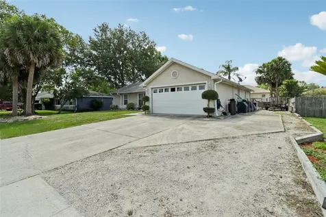 1977 S Old Mill Drive Deltona FL 32725