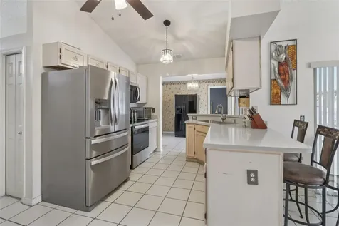 1977 S Old Mill Drive Deltona FL 32725