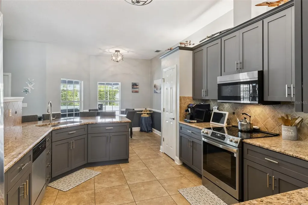 2352 Miles Court Lakeland FL 33812