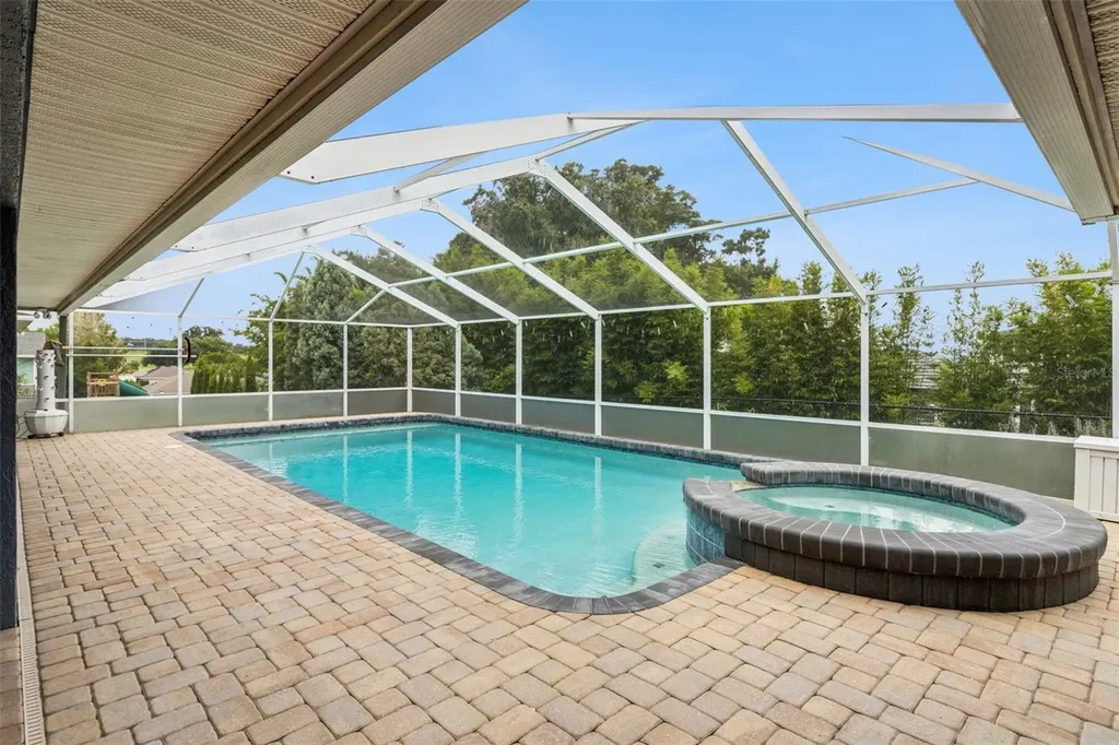2352 Miles Court Lakeland FL 33812