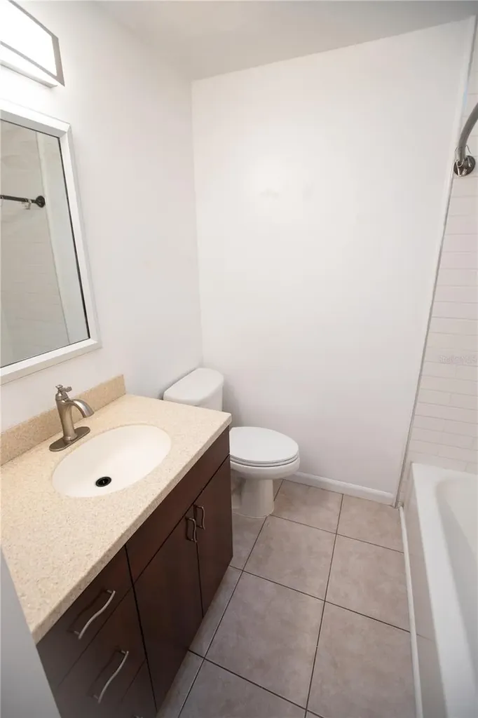 526 Dorset Circle South Daytona FL 32119