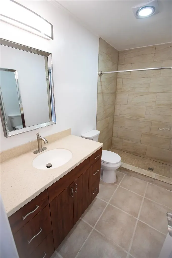526 Dorset Circle South Daytona FL 32119