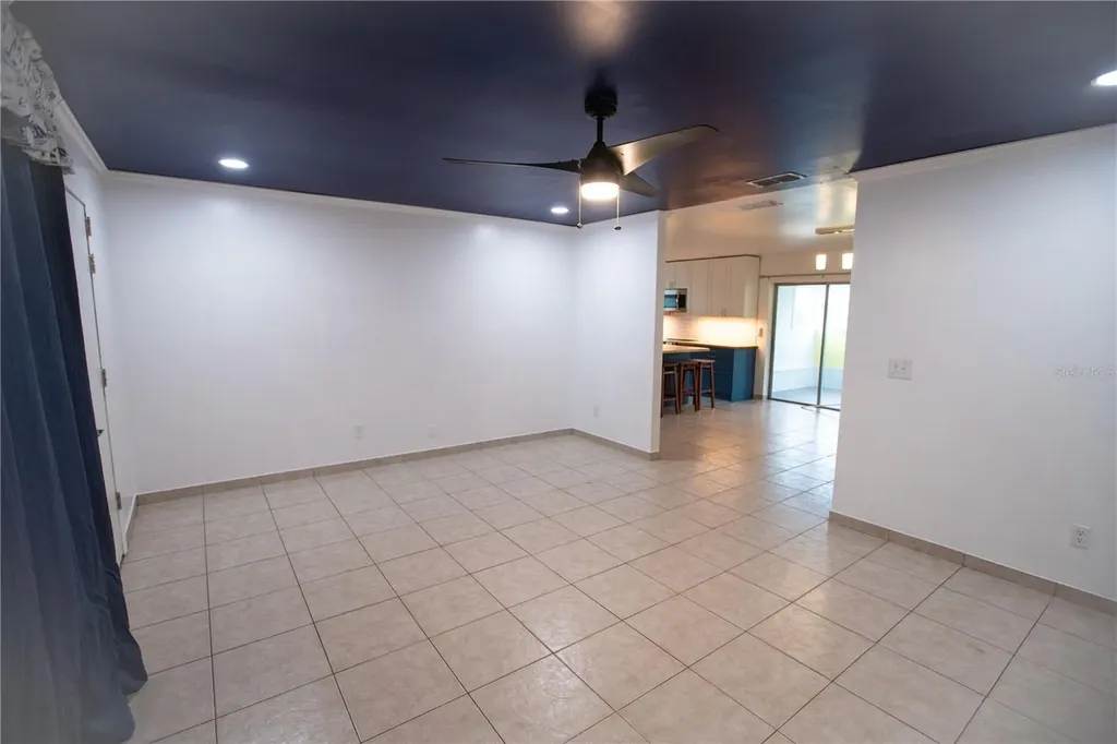 526 Dorset Circle South Daytona FL 32119