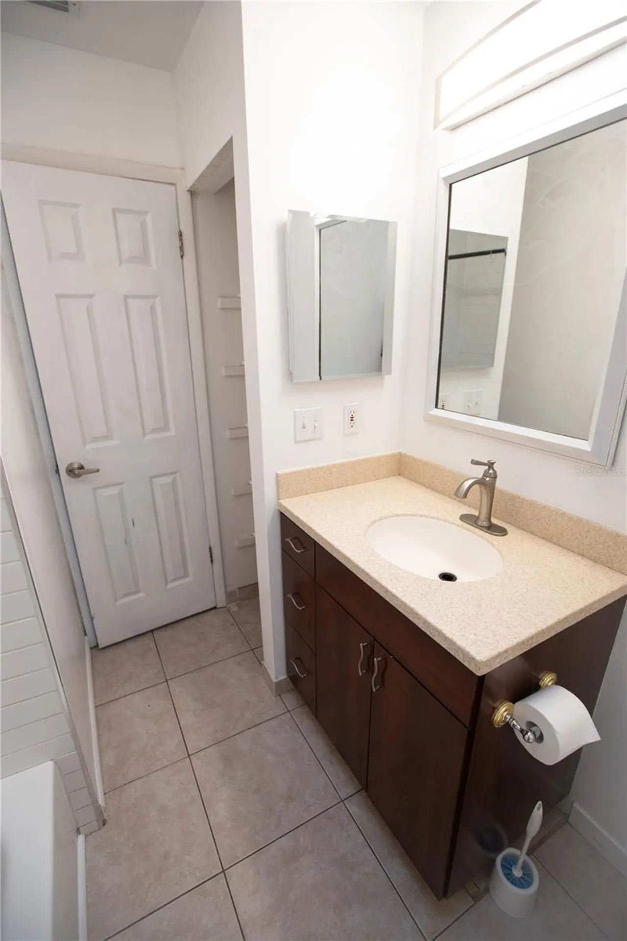 526 Dorset Circle South Daytona FL 32119