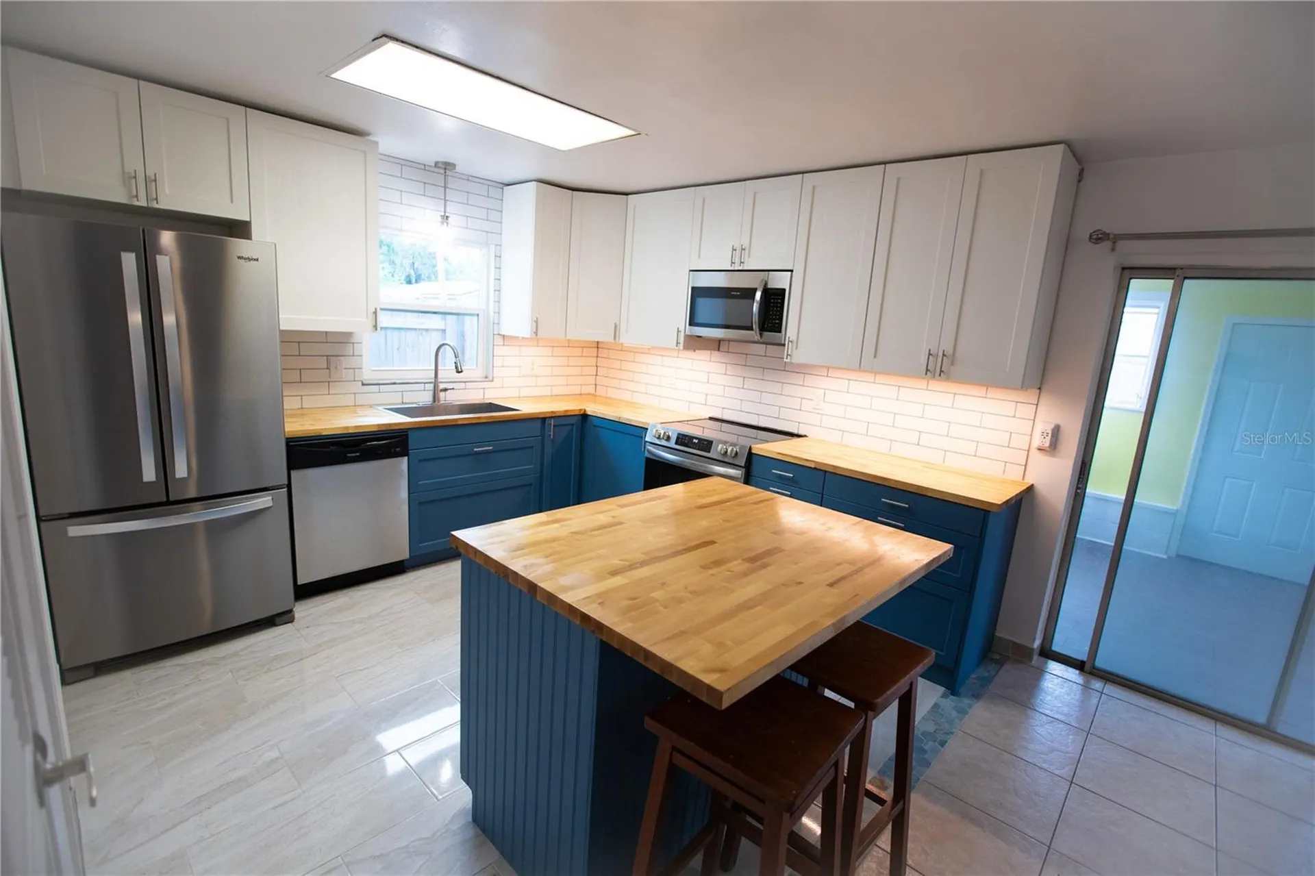 526 Dorset Circle South Daytona FL 32119
