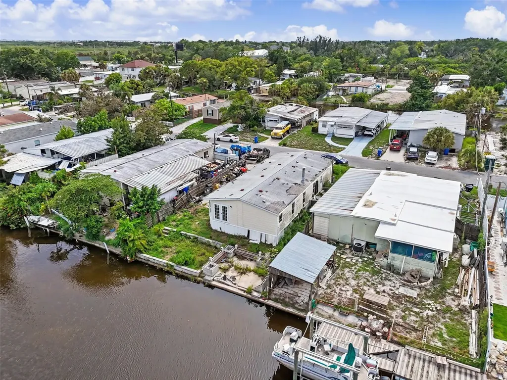 5829 Coventry Drive Tampa FL 33615