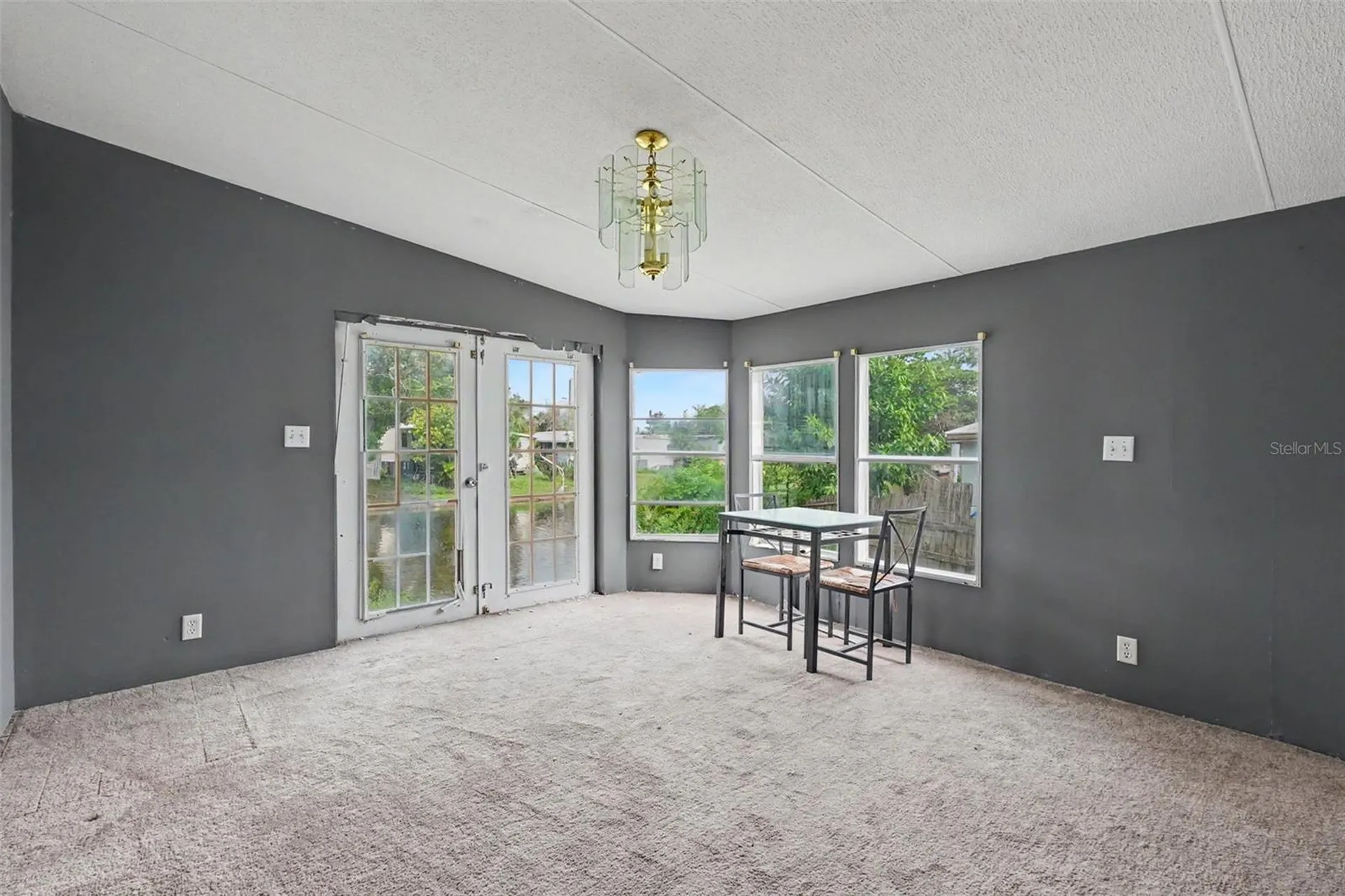 5829 Coventry Drive Tampa FL 33615