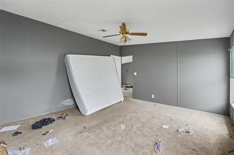 5829 Coventry Drive Tampa FL 33615
