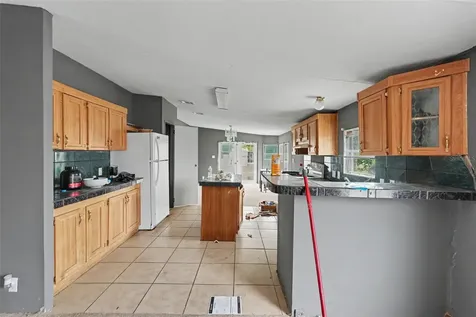 5829 Coventry Drive Tampa FL 33615