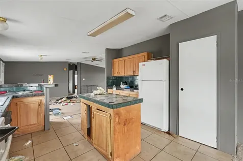 5829 Coventry Drive Tampa FL 33615